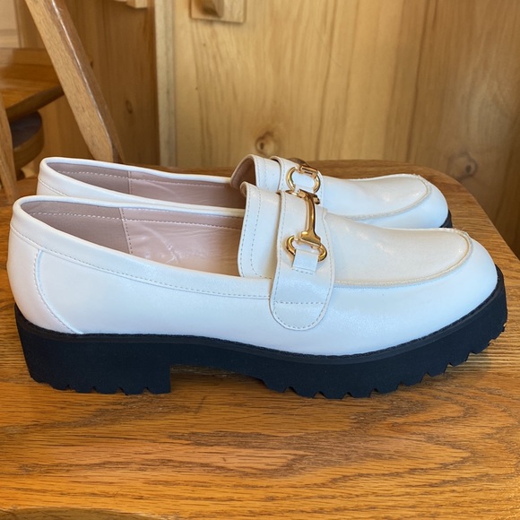 Princess Polly Saxton - Picture 4 of 10